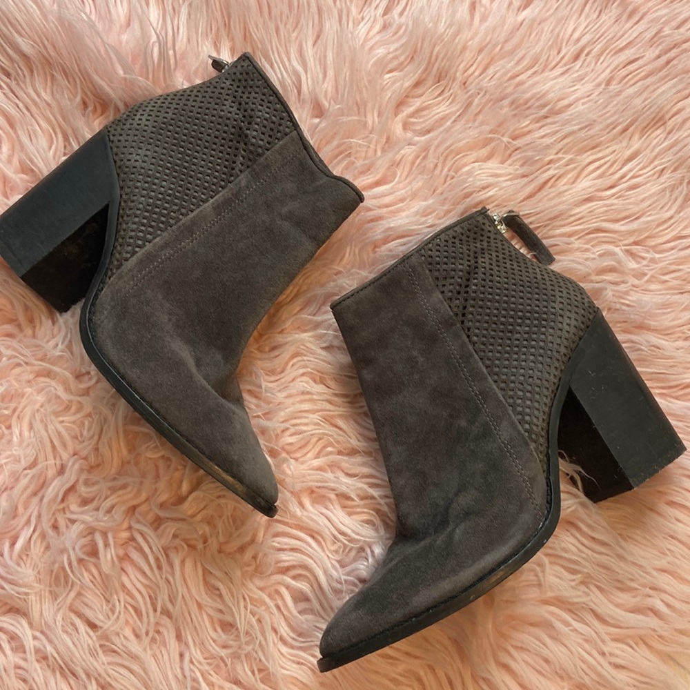Steve Madden Gray Leather Booties Ankle Boots Sz 7.5